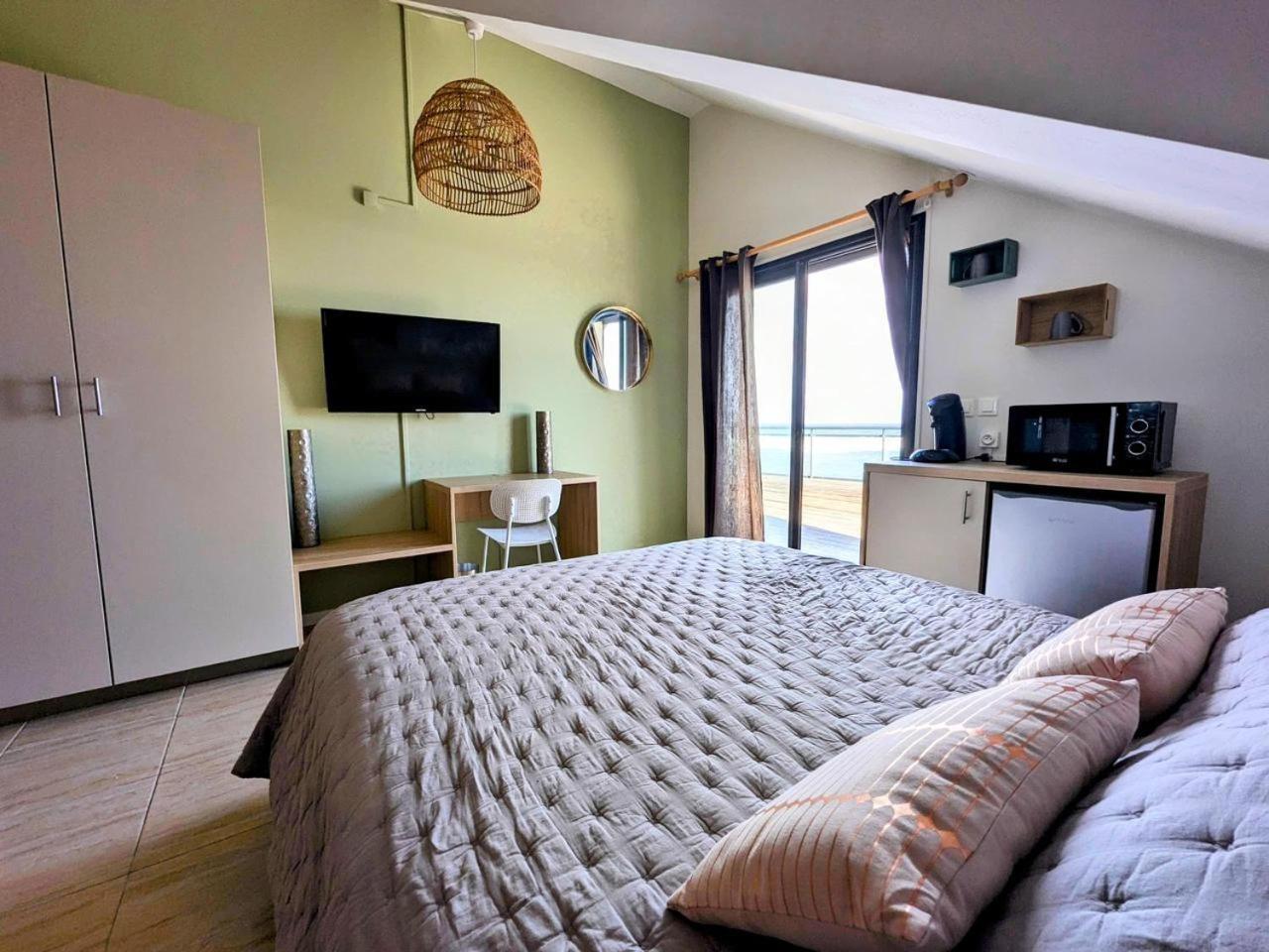 Studio Dauphin - Plage De Saint-Pierre 外观 照片